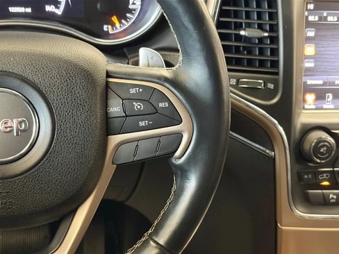 Used 2016 Jeep Grand Cherokee Limited AWD/4WD image 31