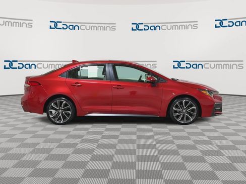 Used 2021 Toyota Corolla SE w/ SE Premium Package FWD image 9