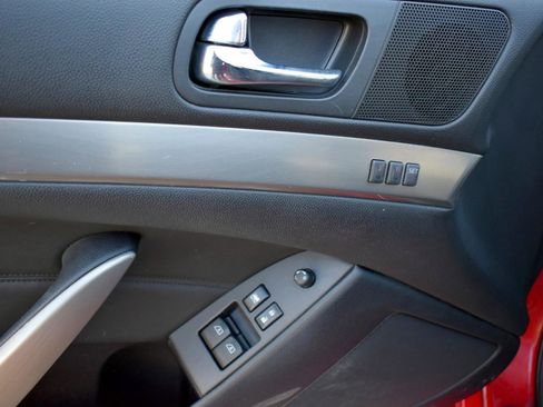 Used 2010 INFINITI G37 x Coupe w/ Premium Pkg image 27