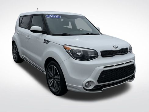 Used 2016 Kia Soul + w/ Soulful Package image 8