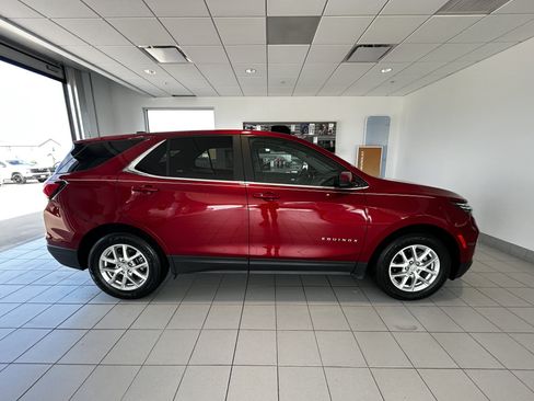 Used 2024 Chevrolet Equinox LT FWD image 6