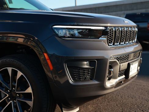 New 2025 Jeep Grand Cherokee L Overland image 7