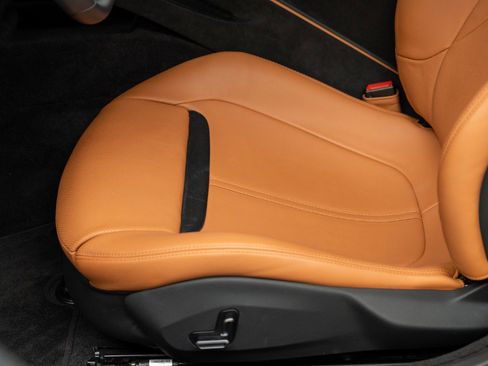 Certified 2022 Ferrari Roma image 24