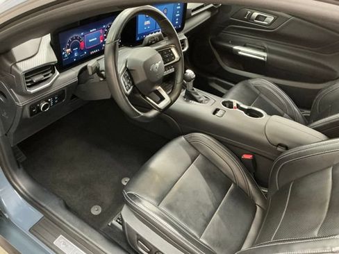 Used 2024 Ford Mustang Premium RWD image 10