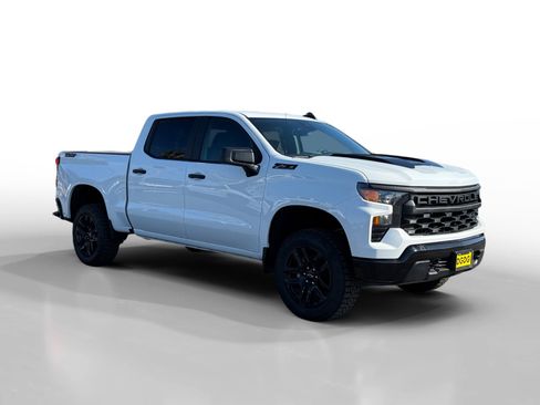 New 2026 Chevrolet Silverado 1500 Custom Trail Boss w/ Dark Appearance Package image 7