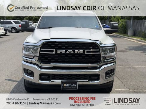 Certified 2024 RAM 2500 Big Horn AWD/4WD image 3