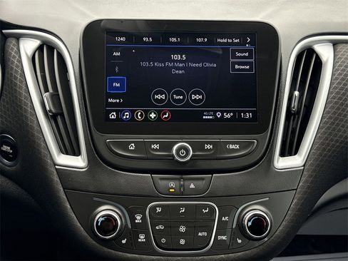 Used 2023 Chevrolet Malibu LT image 12