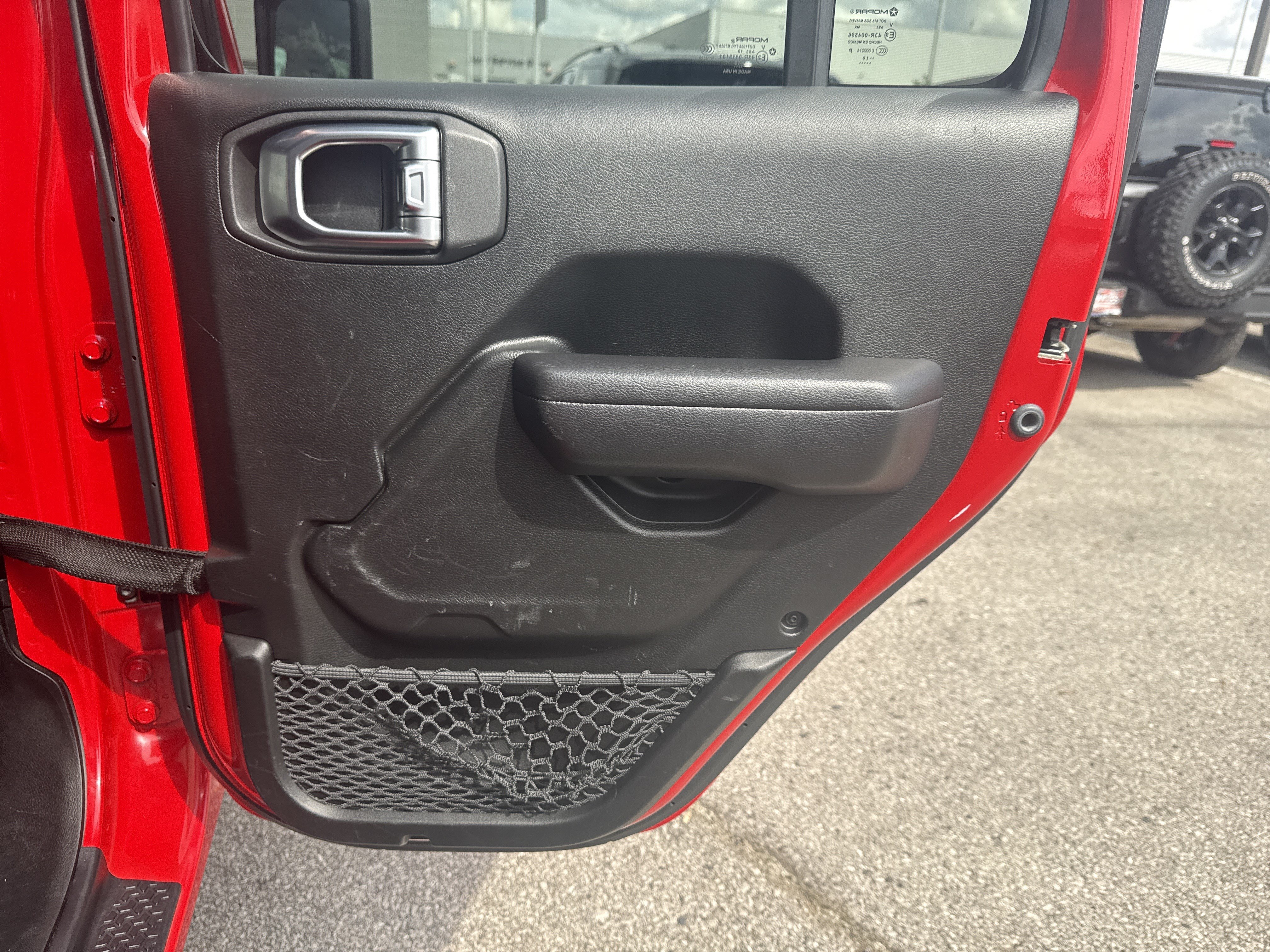 Used 2019 Jeep Wrangler Unlimited Sport S AWD/4WD image 16