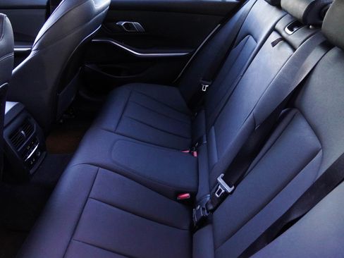 Used 2020 BMW 330i Sedan w/ Convenience Package image 36