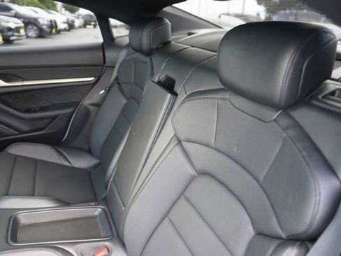 Used 2022 Porsche Taycan RWD image 14