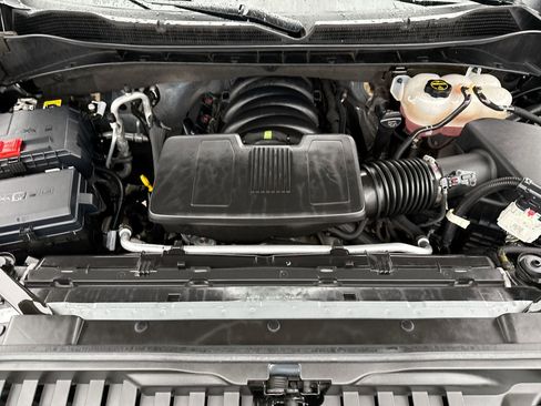 Used 2024 Chevrolet Silverado 1500 LT Trail Boss image 17