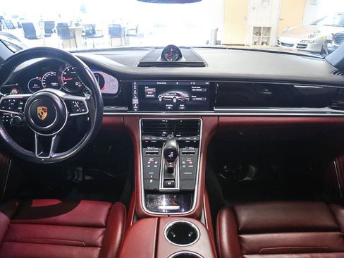 Used 2018 Porsche Panamera 4S w/ Premium Package Plus AWD/4WD image 13