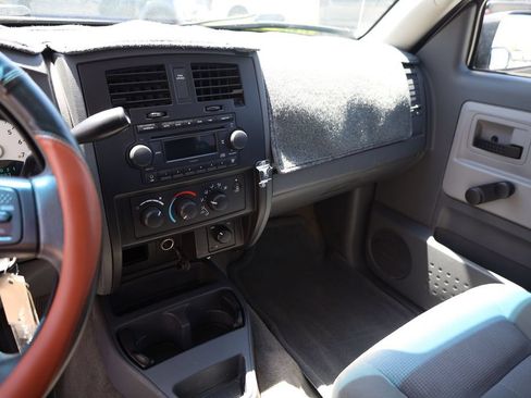 Used 2006 Dodge Dakota ST AWD/4WD image 15