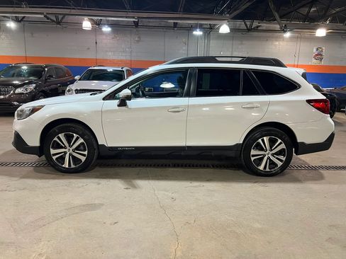 Used 2019 Subaru Outback 2.5i Limited AWD/4WD image 6
