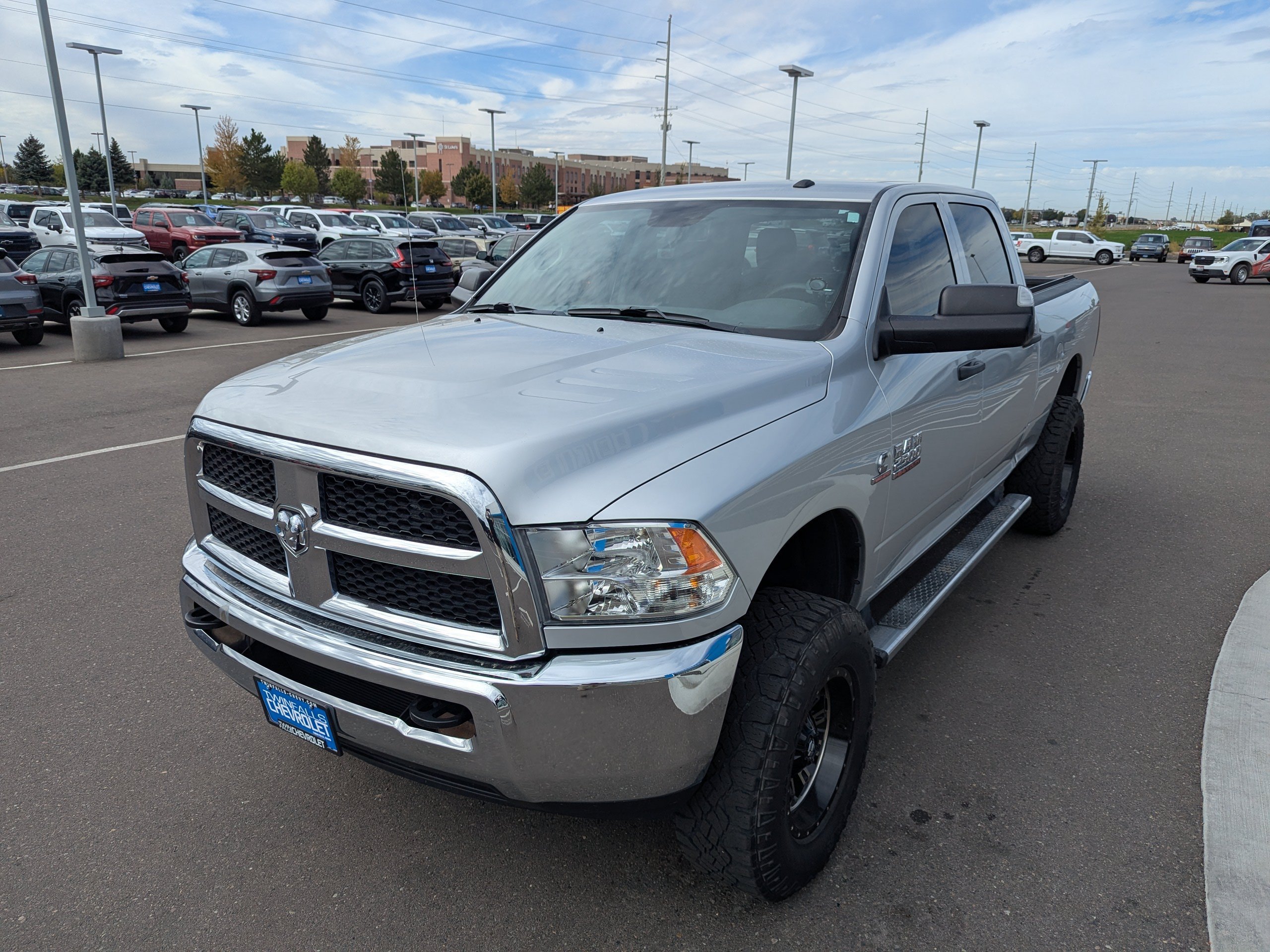 Used 2017 RAM 2500 Tradesman w/ Chrome Appearance Group AWD/4WD image 7
