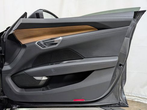 Used 2023 Audi e-tron GT Premium Plus image 23