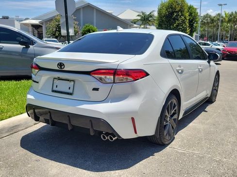 Used 2026 Toyota Corolla SE FWD image 4