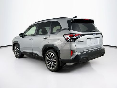 Used 2025 Subaru Forester Touring w/ Popular Package - Touring AWD/4WD image 32