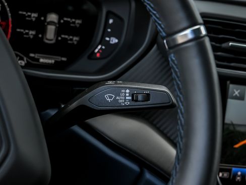 Used 2024 Lamborghini Urus S AWD/4WD image 45