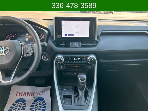 Used 2023 Toyota RAV4 XLE Premium image 17
