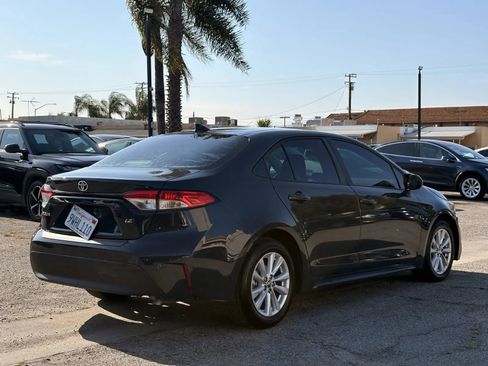 Used 2026 Toyota Corolla LE w/ LE Premium Package FWD image 4