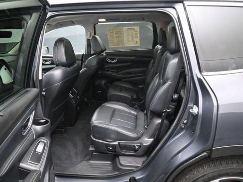 Used 2023 Subaru Ascent Limited w/ Technology Package image 30