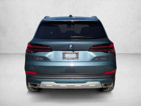 Used 2025 BMW X5 xDrive50e w/ Climate Comfort Package image 6