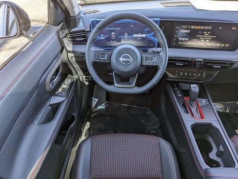 New 2025 Nissan Kicks SR image 16