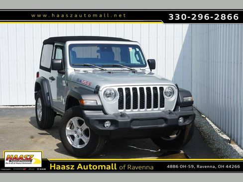Used 2024 Jeep Wrangler Sport AWD/4WD image 1