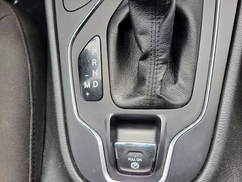 Used 2021 Jeep Cherokee Latitude AWD/4WD image 22
