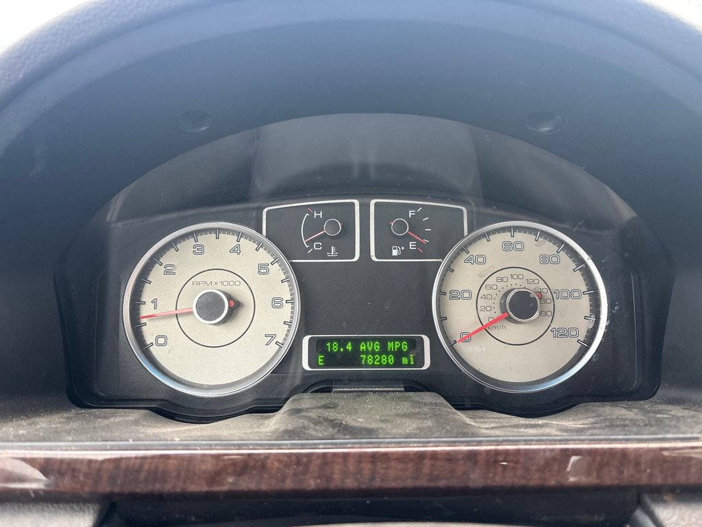 Used 2008 Ford Taurus Limited FWD image 14