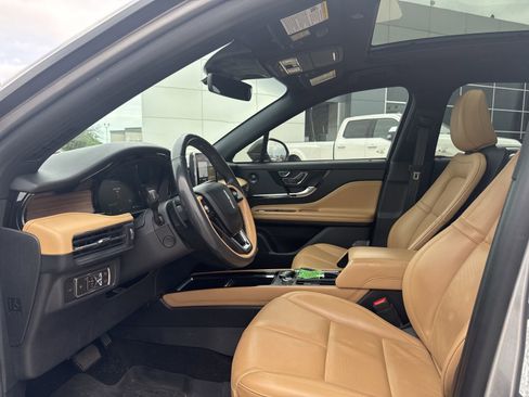 Used 2021 Lincoln Corsair Reserve w/ Elements Package image 9