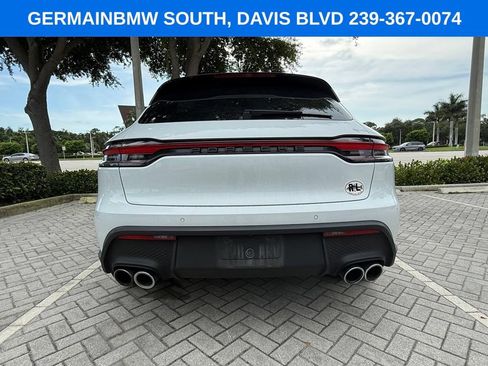 Used 2022 Porsche Macan S AWD/4WD image 6