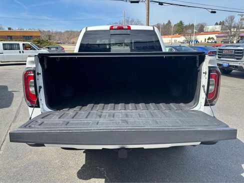 Used 2018 GMC Sierra 1500 Denali w/ Denali Ultimate Package image 8