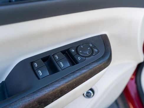 Used 2022 GMC Acadia Denali w/ Trailering Package image 20