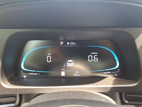 Used 2025 Hyundai Elantra Sport FWD image 30