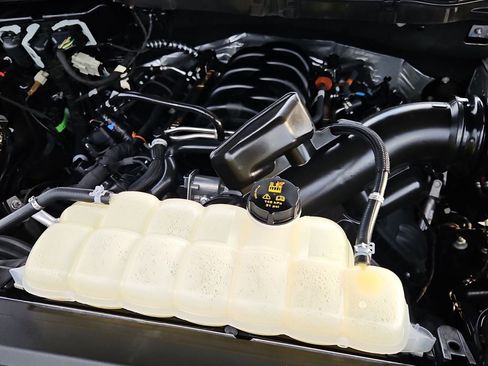 Used 2025 Ford F150 XLT w/ Equipment Group 301A Standard image 10