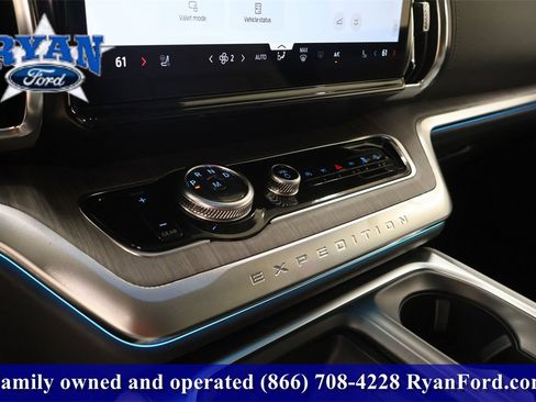 New 2025 Ford Expedition Max Platinum w/ Platinum Ultimate Package image 31