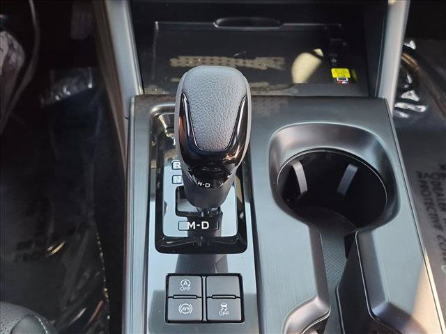 New 2026 Subaru Outback Limited AWD/4WD image 12