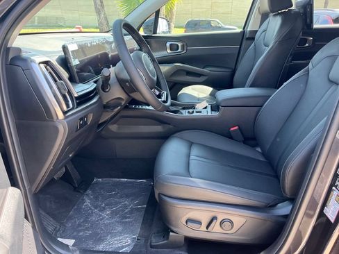 New 2025 Kia Sorento EX w/ Panoramic Sunroof Package FWD image 8