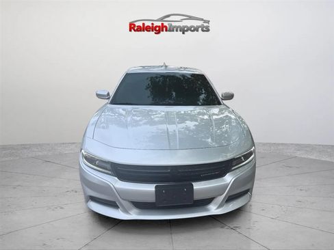 Used 2020 Dodge Charger SXT w/ Plus Group RWD image 9