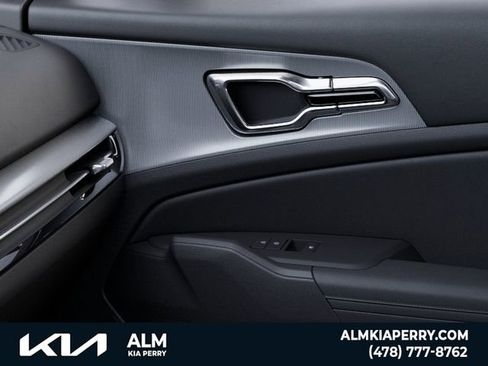 New 2026 Kia Sportage EX image 25