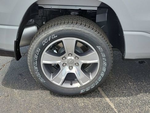 New 2026 RAM 1500 Express RWD image 7