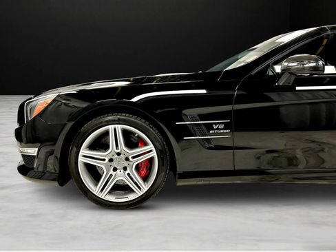 Used 2013 Mercedes-Benz SL 63 AMG image 18