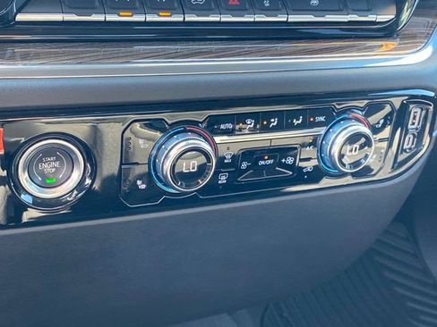 Certified 2024 GMC Sierra 1500 Elevation image 13