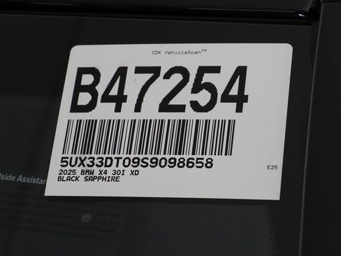 New 2025 BMW X4 xDrive30i w/ Premium Package image 27