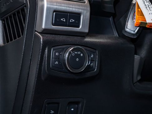 Used 2020 Ford F250 Platinum w/ FX4 Off-Road Package image 20