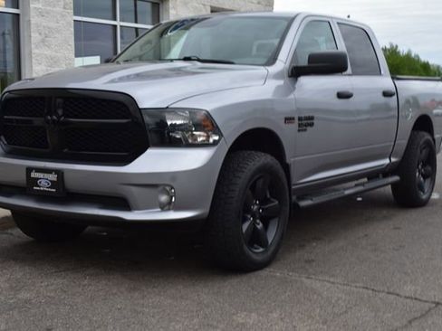 Used 2019 RAM 1500 Express w/ Wheel & Sound Group AWD/4WD image 11