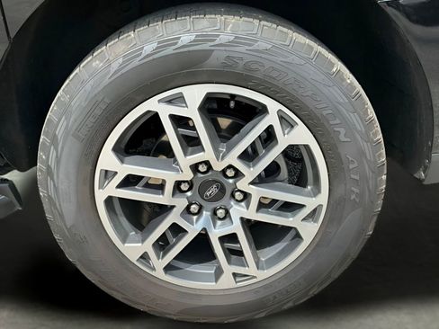Used 2025 Ford Expedition Max Active AWD/4WD image 20