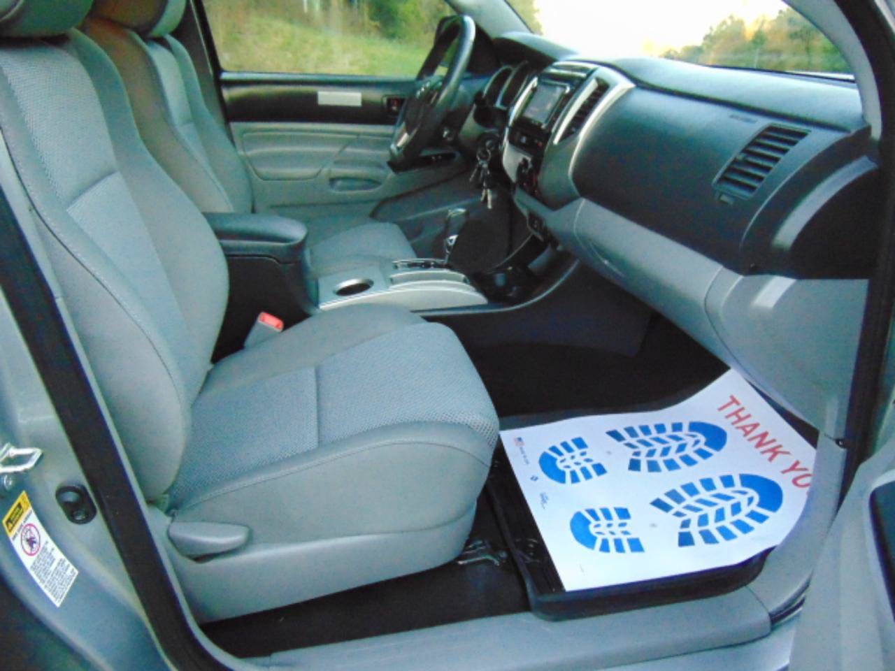 Used 2014 Toyota Tacoma 4x4 Double Cab w/ TRD Off-Road Package image 6